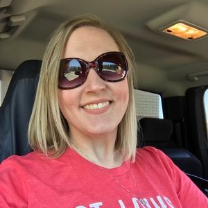 Meet your Posher, Ashley